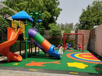 PLAY AREA FOR CHILDREN